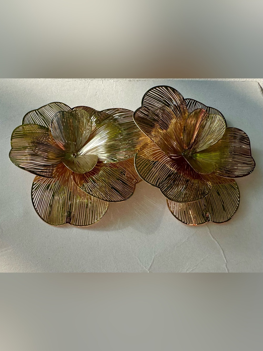 Gold Floral Glass Decorative Accent Pair
